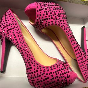Pink Gianni Bini